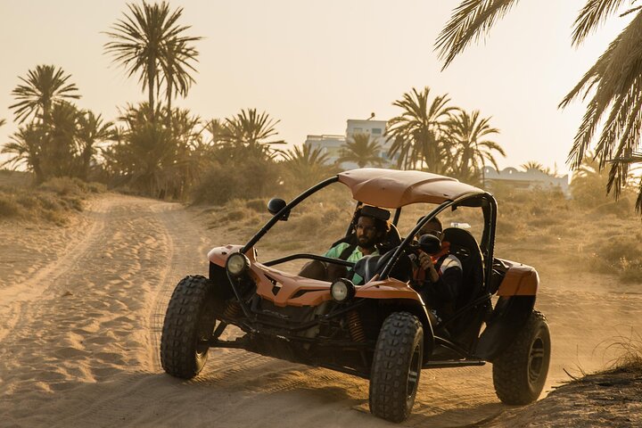 Excursion en buggy dans les dunes